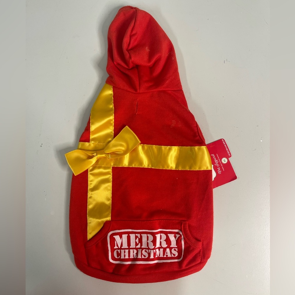 NWT Present T-shirt Hoodie Pet Apparel